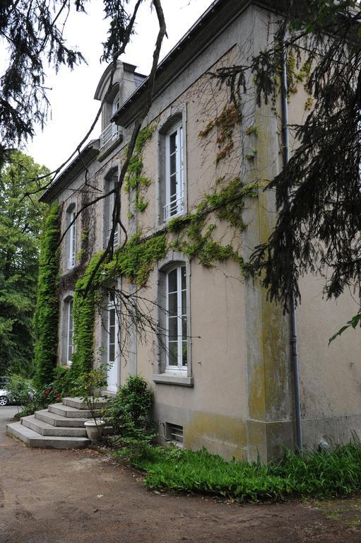 Manoir Des Turets Bed & Breakfast Yvre-l'Eveque ภายนอก รูปภาพ