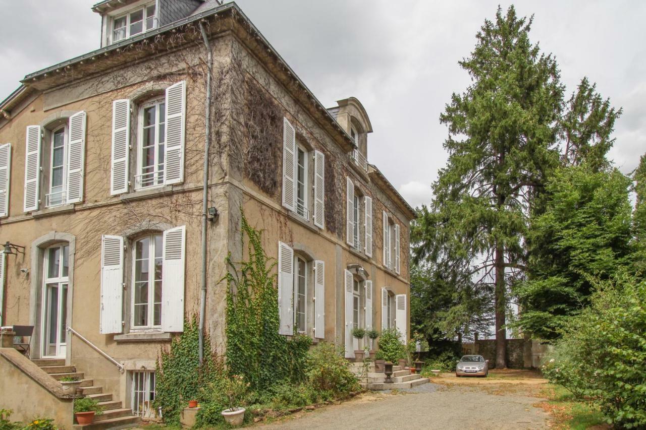 Manoir Des Turets Bed & Breakfast Yvre-l'Eveque ภายนอก รูปภาพ