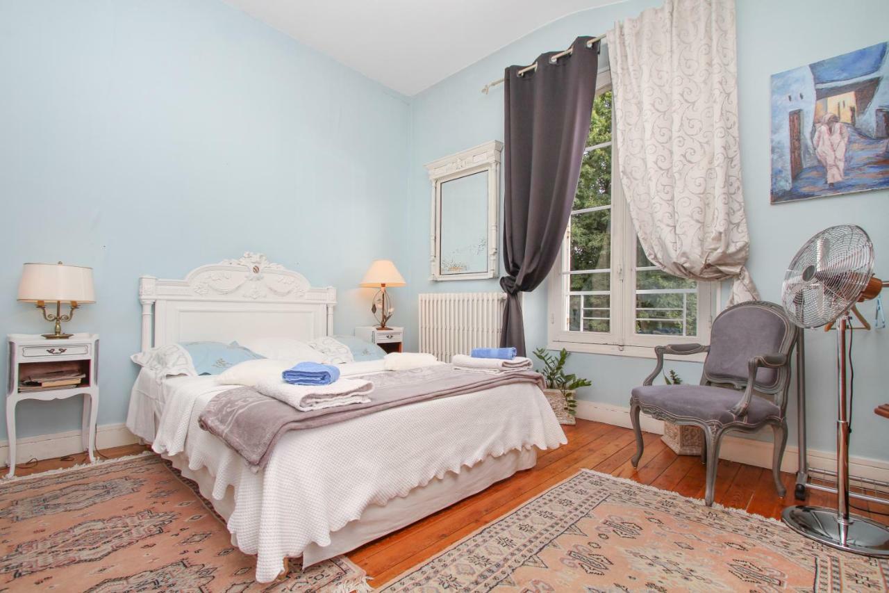 Manoir Des Turets Bed & Breakfast Yvre-l'Eveque ภายนอก รูปภาพ